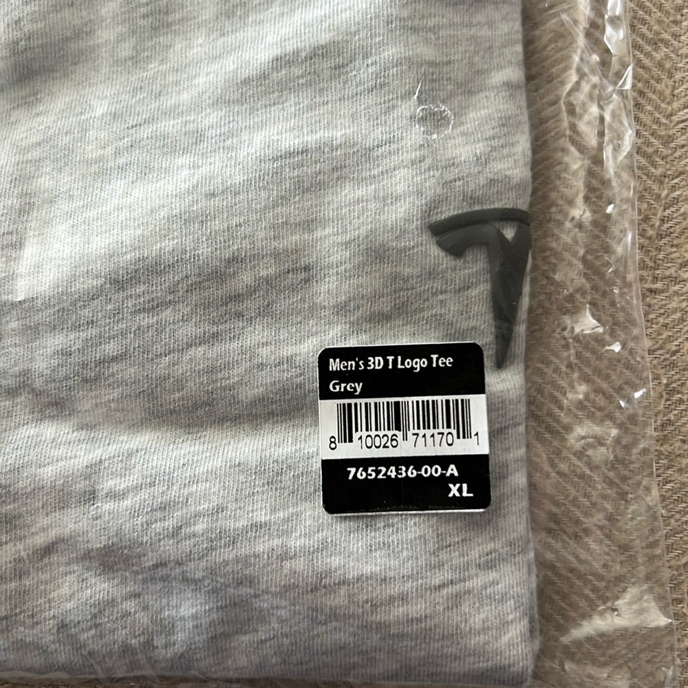 Tesla Men’s XL Shirt